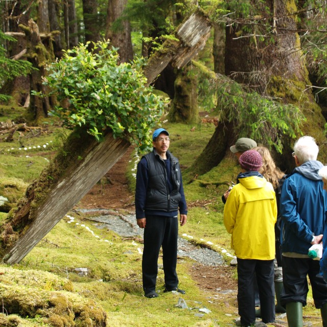 HaidaGwaii T'aanu-watchmen giving a tour