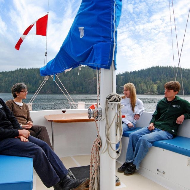 Stern on Roamer - Island Roamer