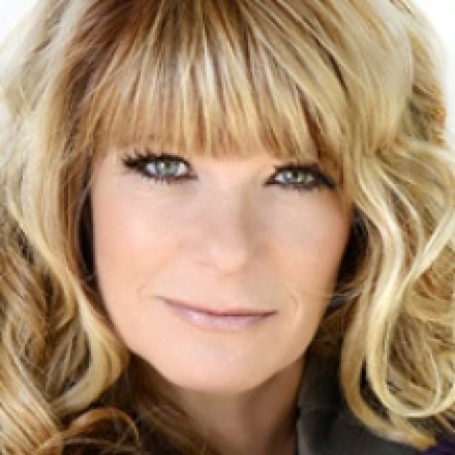 Michelle Valberg - Photographer