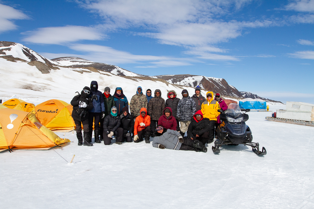 Group photo at camp (Pond Inlet)