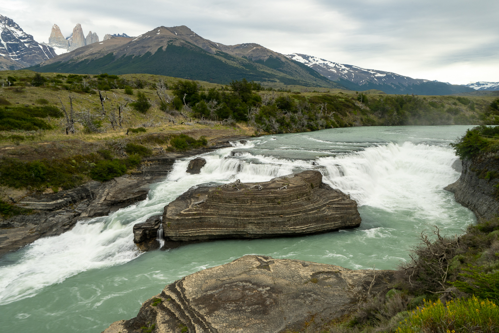 Salto Rio Paine