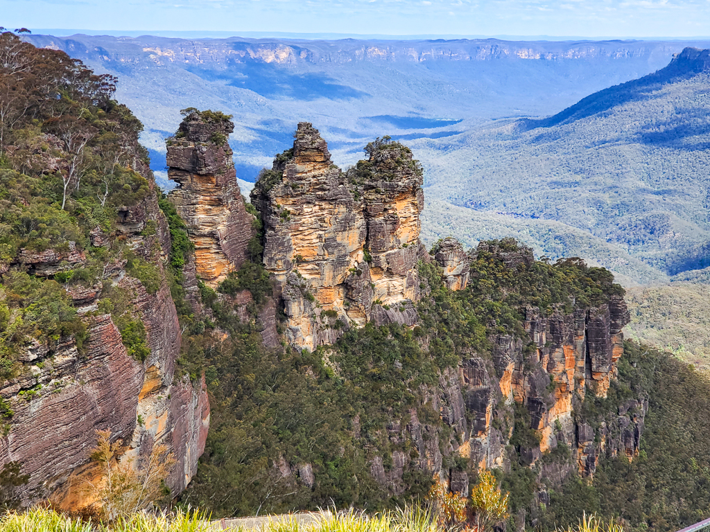 Three Sisters, Australia