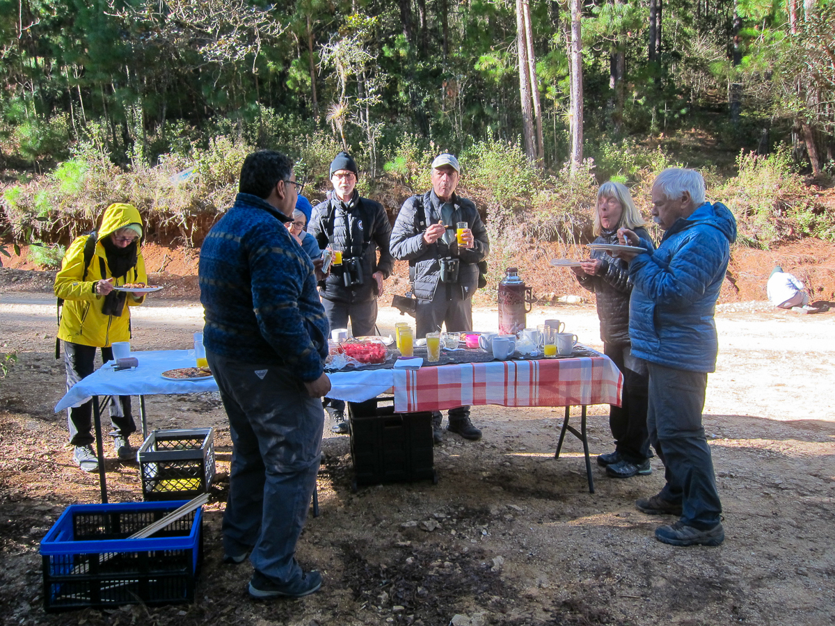 Field breakfast in San Cristóbal