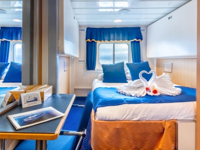 Category 3 Upper Deck Twin