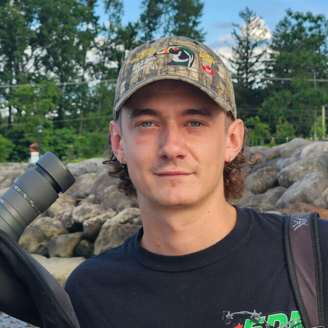 Arnaud Valade - Ornithologist and Bird Guide