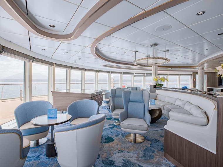 Observation Lounge, Ocean Victory