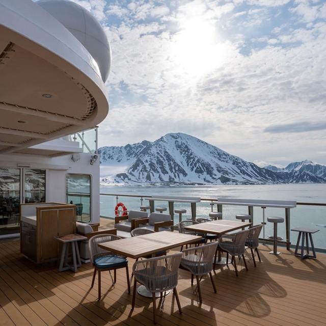 BBQ Deck - Ocean Albatros