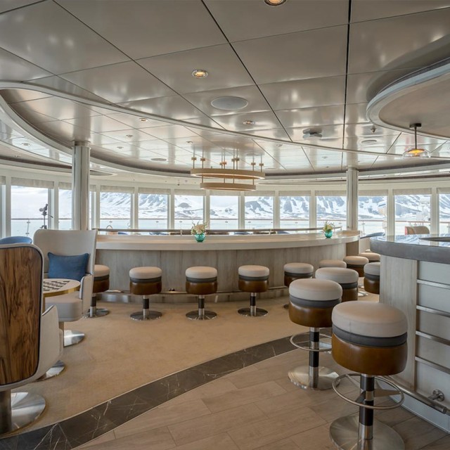 Observation Lounge - Ocean Albatros