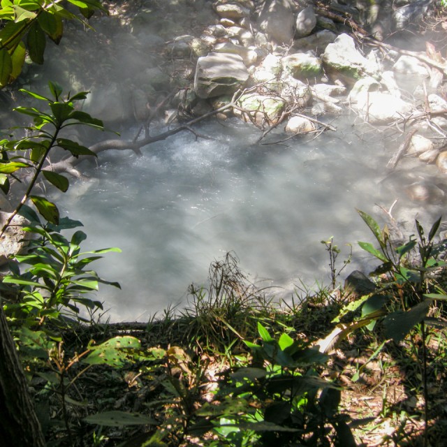 Rincón de la Vieja Boiling pots